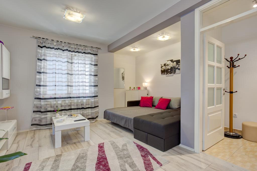 Apartment Biljana Belgrad Dış mekan fotoğraf