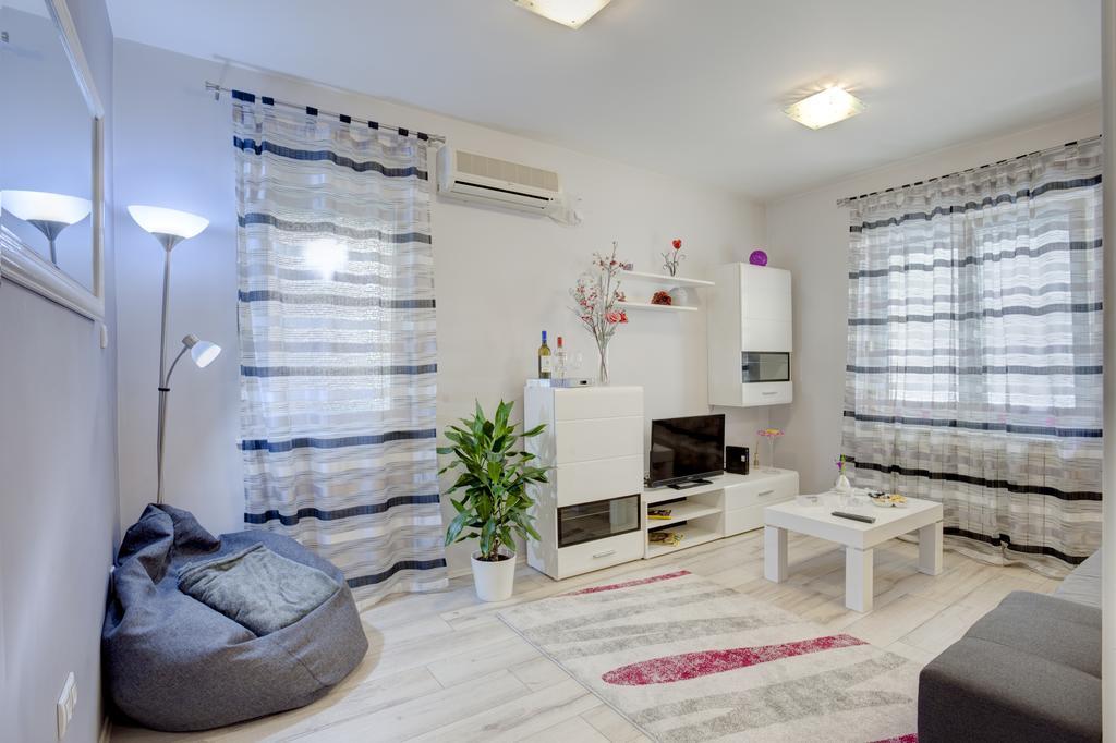 Apartment Biljana Belgrad Dış mekan fotoğraf